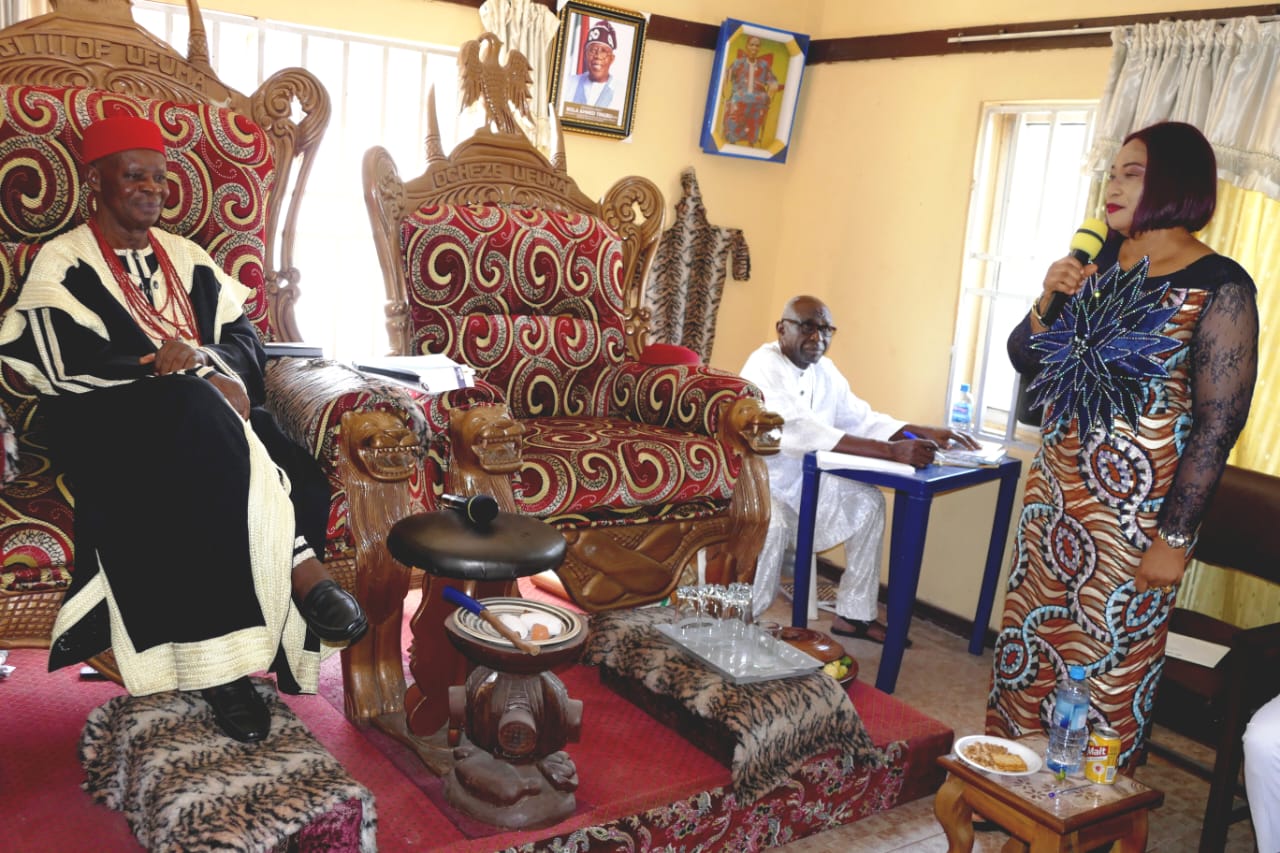 Read more about the article RECTOR DR.AWUZIE PAYS COURTESY VISIT TO THE TRADITIONAL RULER OF UFUMA