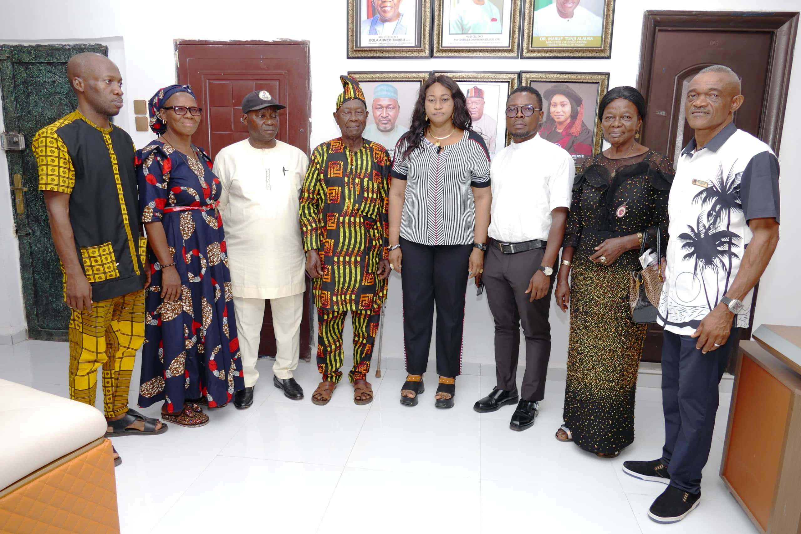 Read more about the article KNIGHTS OF ST. JOHN INTERNATIONAL, EKWULOBIA DIOCESE, PAY COURTESY VISIT TO FEDERAL POLY, OKO RECTOR, EXTENDS FRATERNAL HAND OF INVITATION