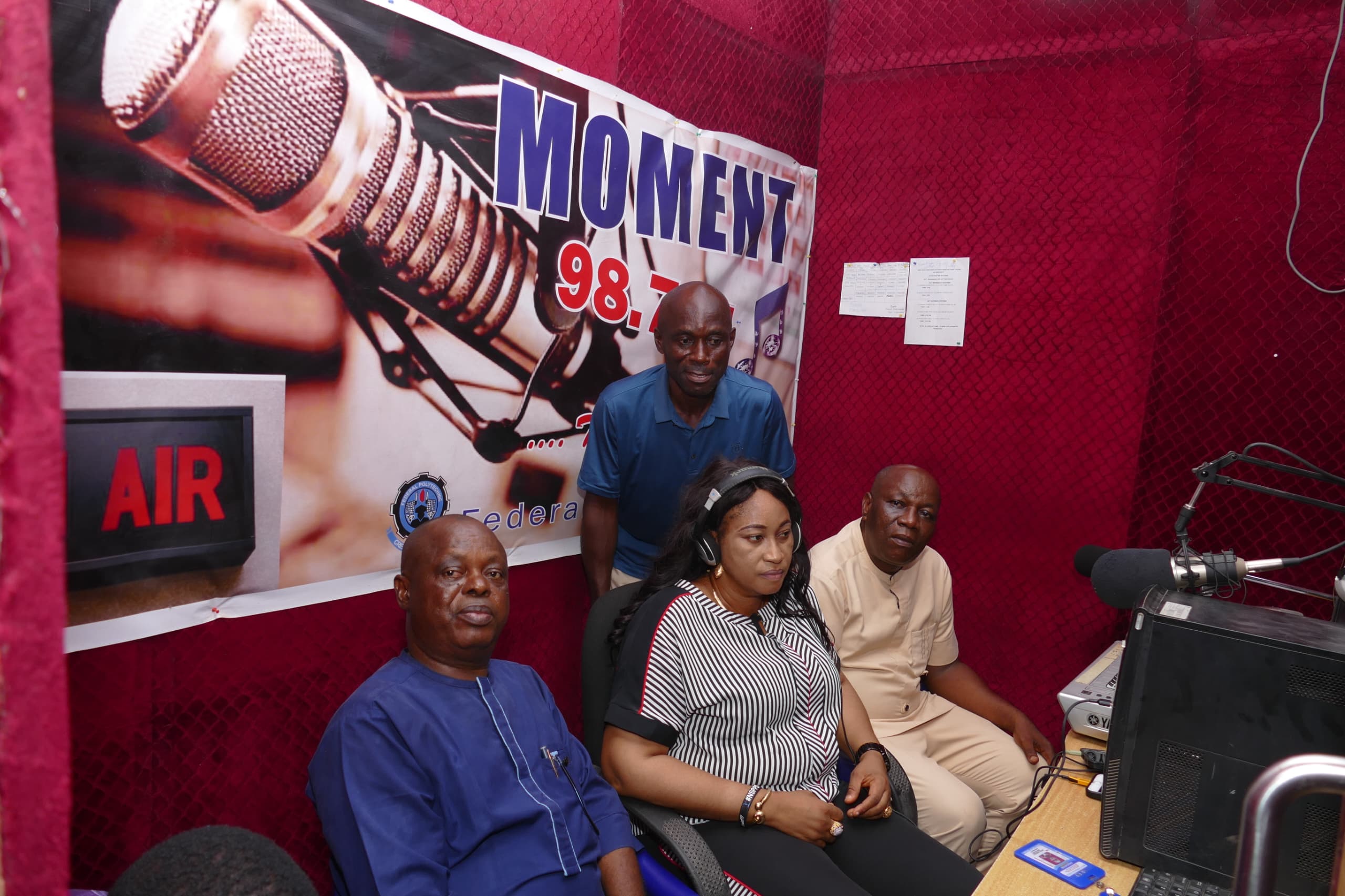 Read more about the article RECTOR, DR.AWUZIE RESUSCITATES FEDERAL POLY OKO 98.7 MOMENT FM, IGNITES NEW ERA IN STUDENT BROADCASTING