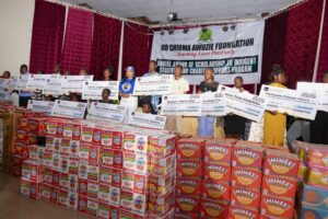 Read more about the article DR. CHIOMA AWUZIE FOUNDATION AWARDS SCHOLARSHIP, WELFARE PACKAGES TO 137 STUDENTS IN ANAMBRA