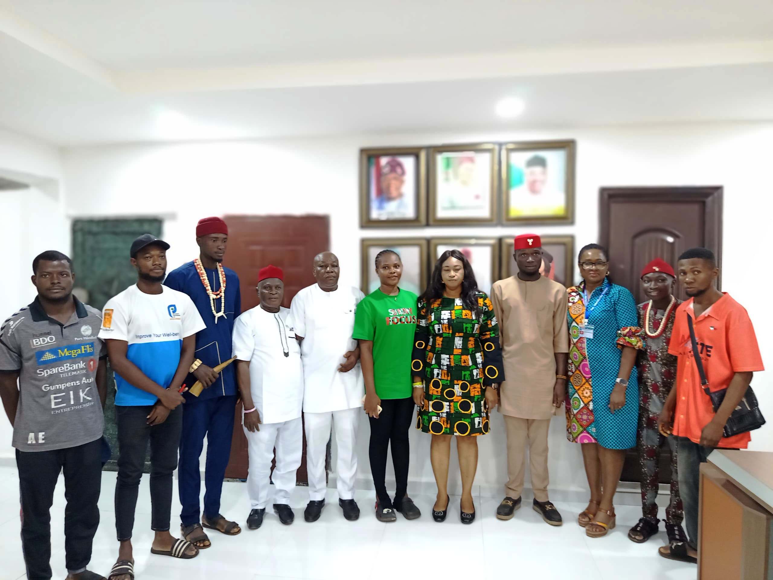 You are currently viewing FEDERATION OF IHIALA STUDENTS FEDERAL POLYTECHNIC OKO CHAPTER PAY COURTESY VISIT TO THE RECTOR