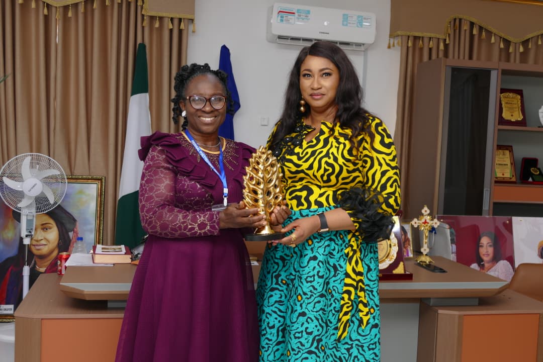 You are currently viewing SCHOOL OF SCIENCE AND TECHNOLOGY HONOURS RECTOR WITH AN AWARD