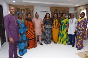 Read more about the article UKPOR STAFF INDIGENES PAY COURTESY VISIT ON THE RECTOR