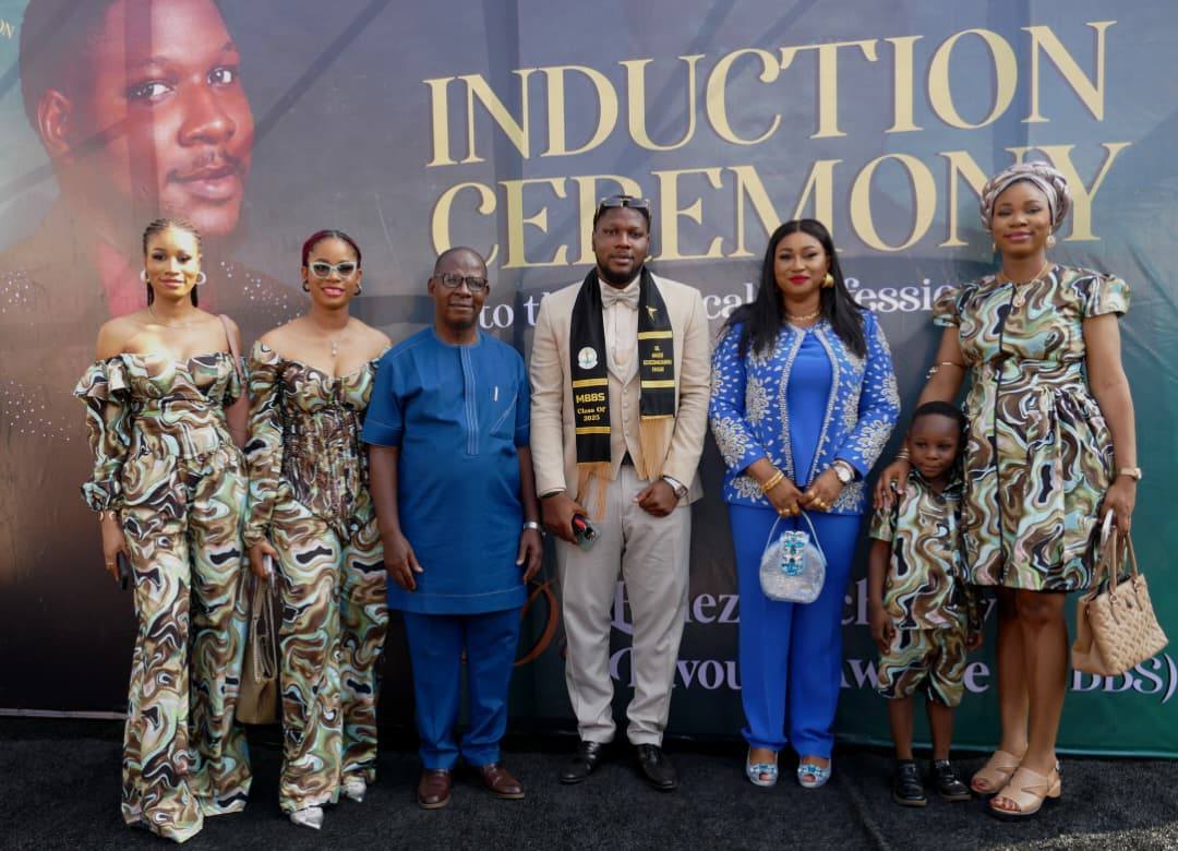 You are currently viewing RECTORS SON, ECHEZONA AWUZIE, 79 OTHERS INDUCTED INTO NIGERIA MEDICAL PROFESSION