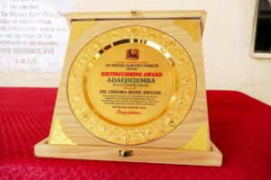 Read more about the article RECTOR FEDERAL POLYTECHNIC OKO , DR. CHIOMA AWUZIE HONOURED BY ST PETER CLAVER’S PARISH UKPOR