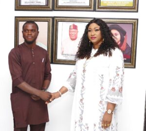 Read more about the article FEDERAL POLYTECHNIC OKO: LECTURERS CAUGHT SELLING TEXTBOOKS DIRECTLY TO STUDENTS TO BE DISCIPLINED