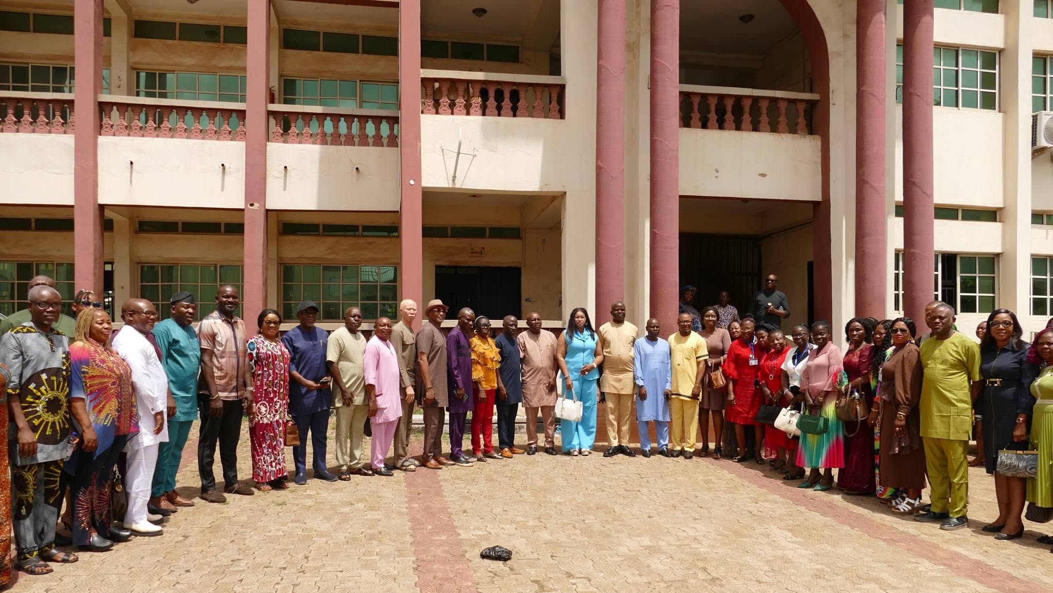 You are currently viewing RECTOR, FEDERAL POLY. OKO, DR. AWUZIE INAUGURATES NEW DEANS, HEADS OF ACADEMIC DEPARTMENTS