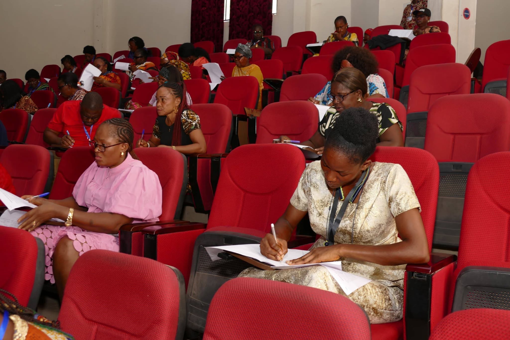 You are currently viewing RECTOR, DR. CHIOMA AWUZIE ASSURES TIMELY PROMOTION AS NON-TEACHING STAFF WRITE PROMOTION EXAMINATION